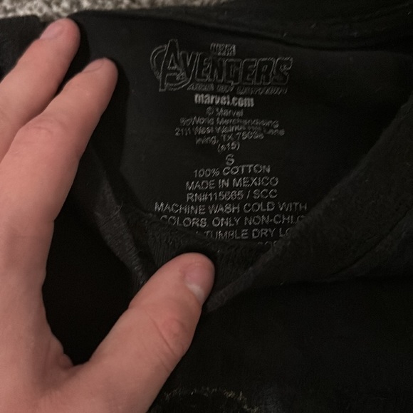 Marvels Avengers Age of Ultron Movie Shirt - Picture 2 of 3